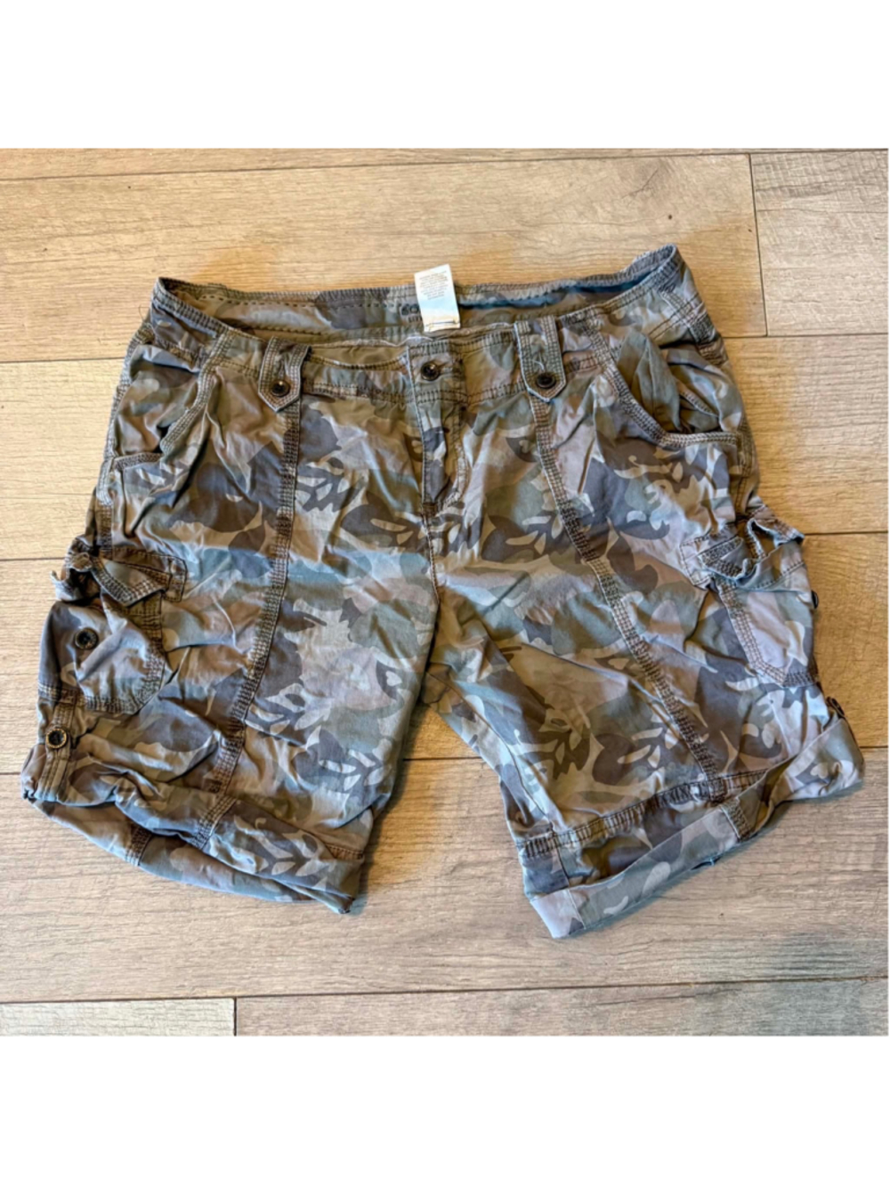 Women's Sonoma Life + Style Green Brown Camo Cargo Shorts 14P